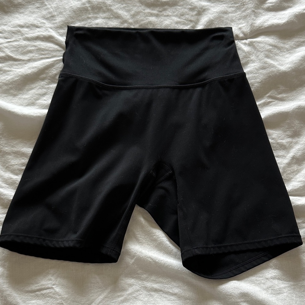 Sleek Black Women's Bike Shorts